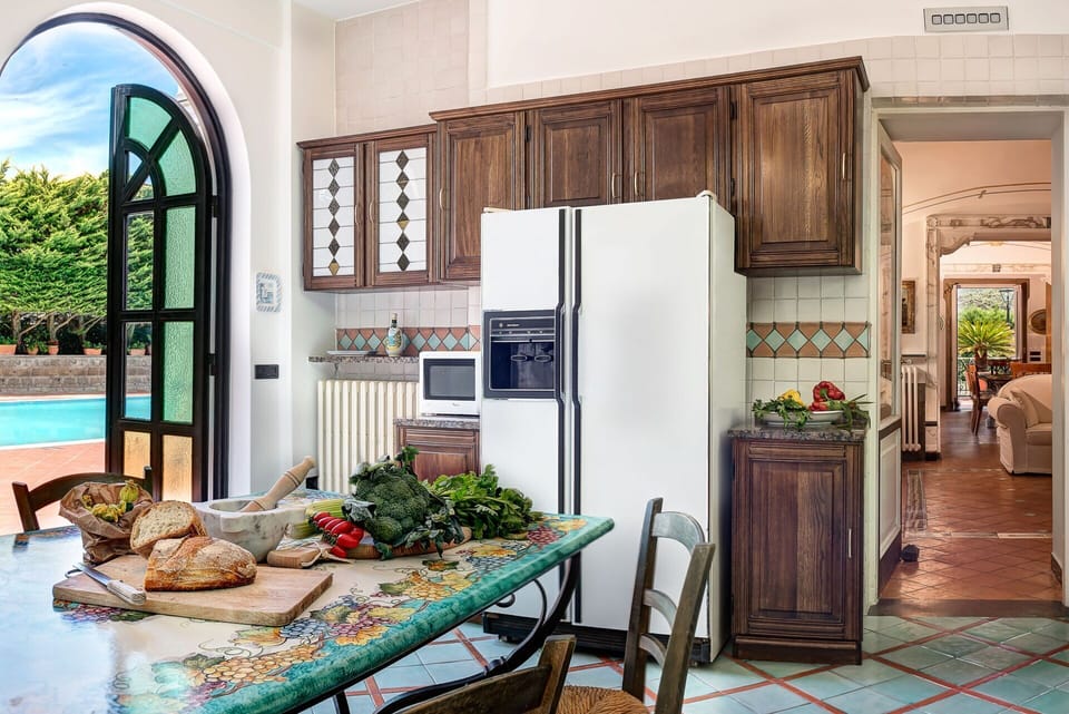 palazzo-villa-dei-nobili-santa-agata-sui-due-golfi-villa-kitchen