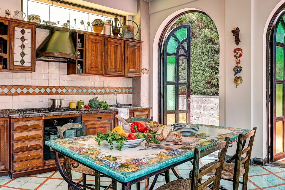 palazzo-villa-dei-nobili-santa-agata-sui-due-golfi-villa-kitchen