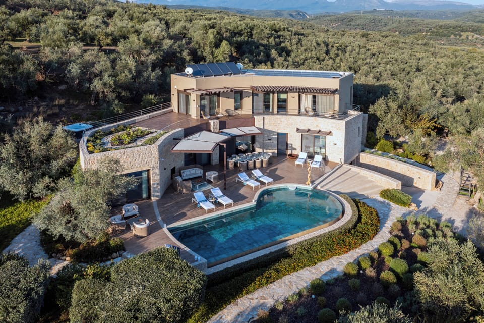 Villa | Exterior
