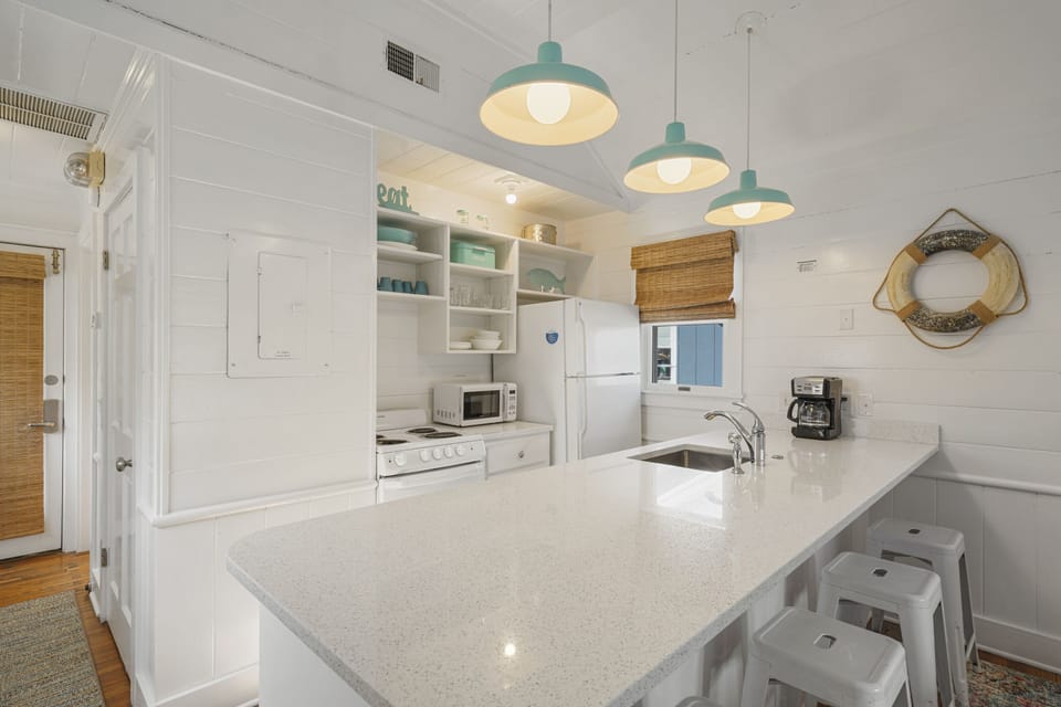 COMPLETELY RENOVATED STAND ALONE STUDIO COTTAGE