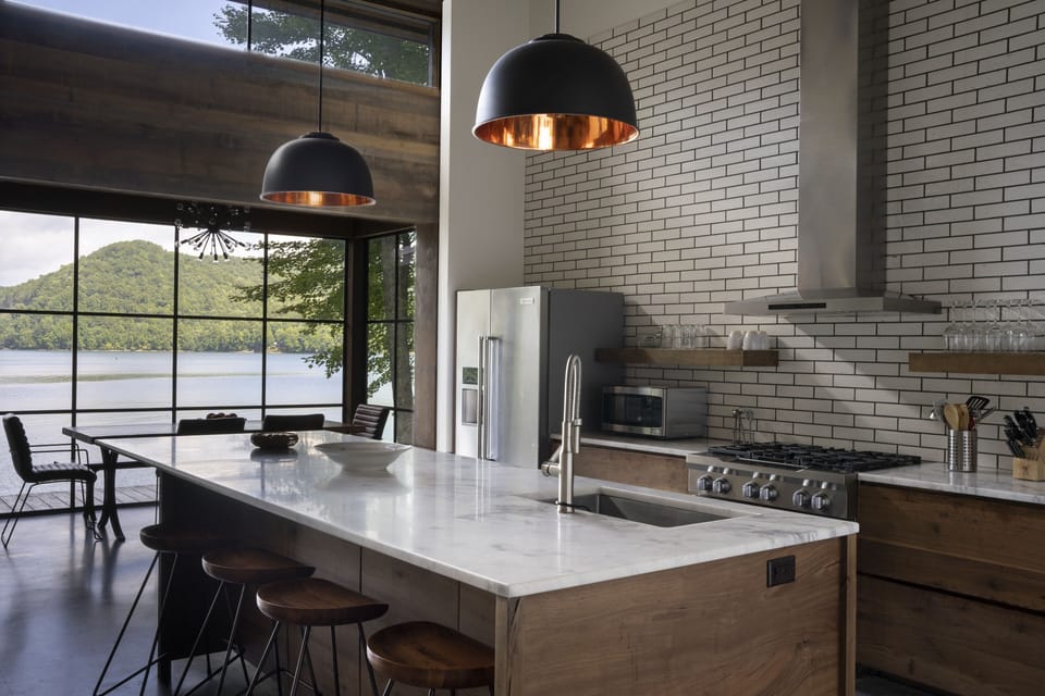 Dine in Kitchen with Views 