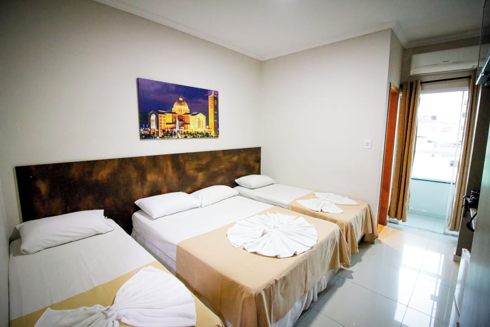 Free WiFi, bed sheets, wheelchair access