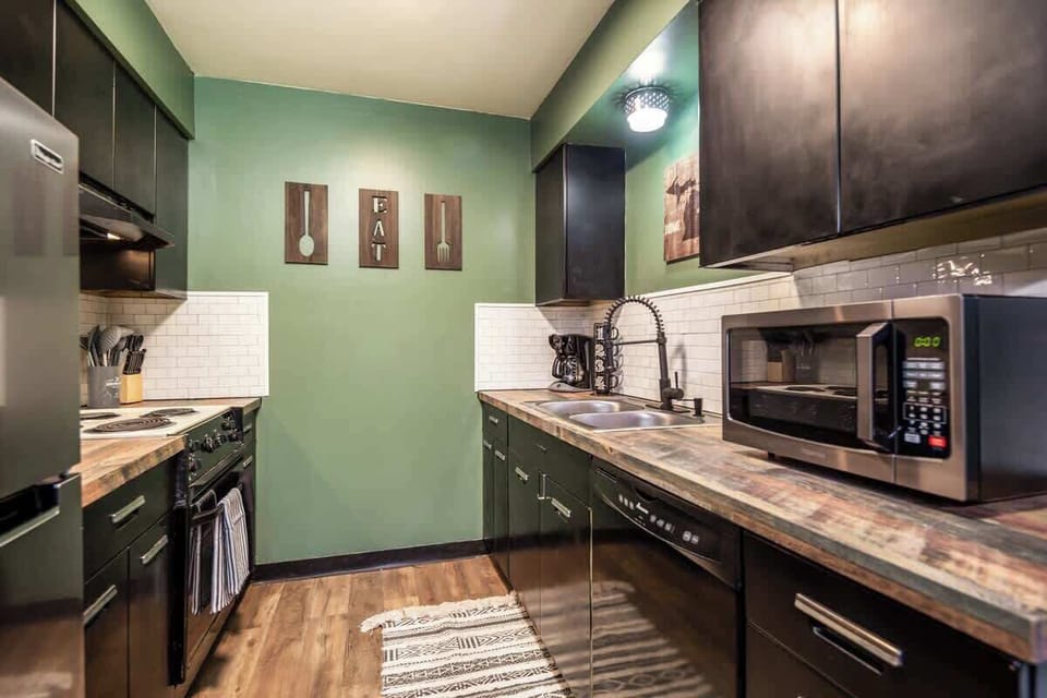 Kitchen equipped full with all your main essentials