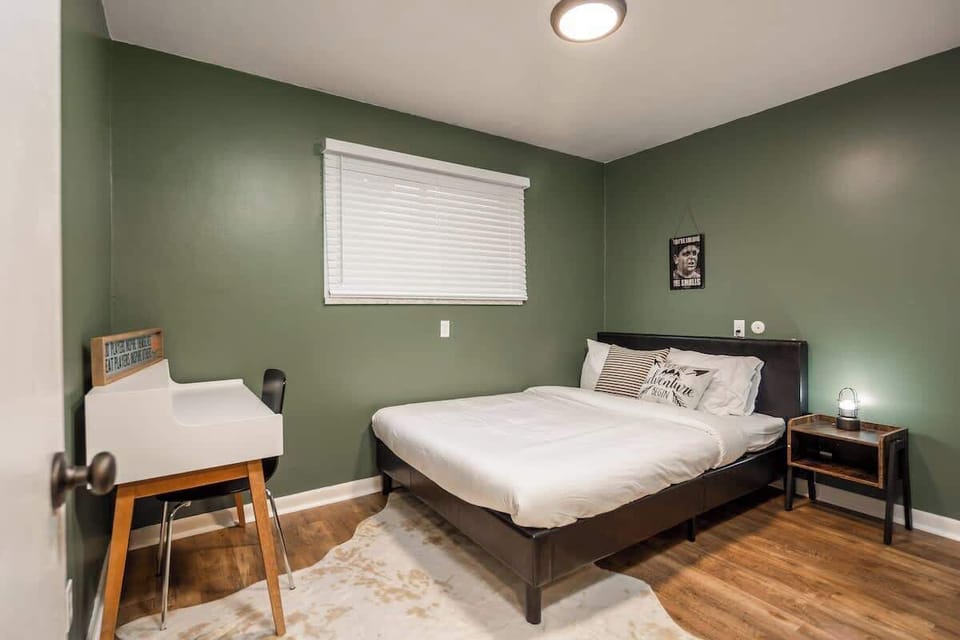Bedroom #2
Queen Platform bed
Lots of storage 
Cute little work desk