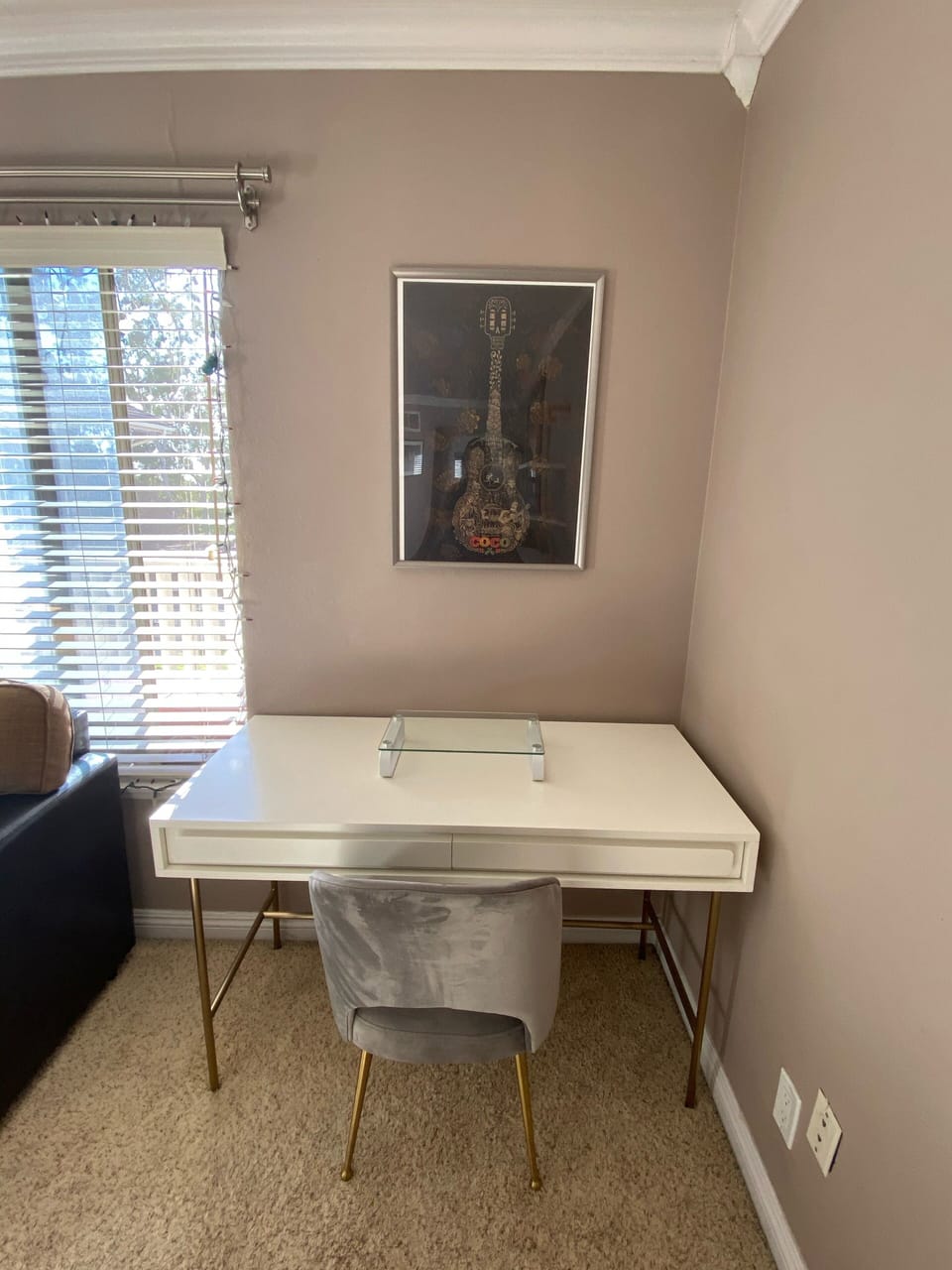 Working Desk Area