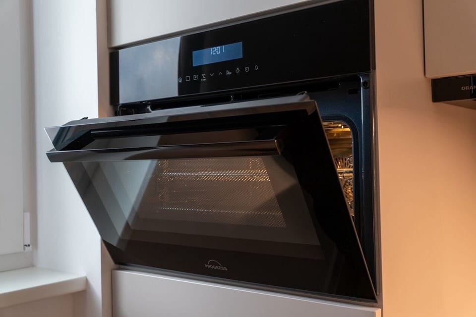 Espresso maker, coffee/tea maker