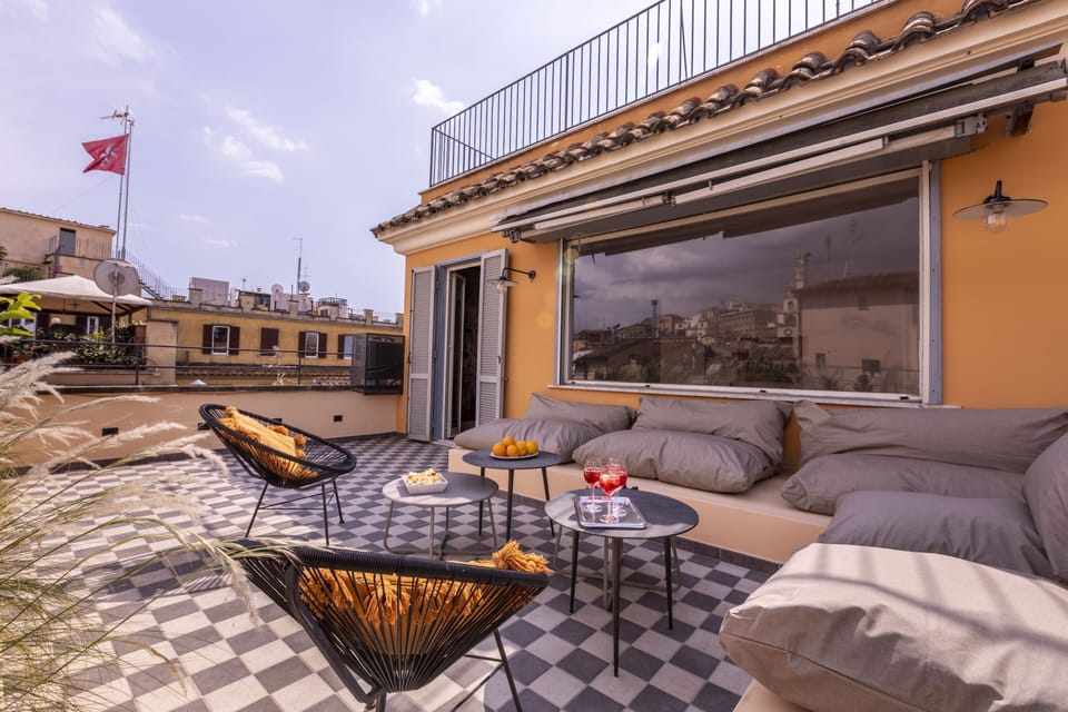 Apartment | Terrace/patio