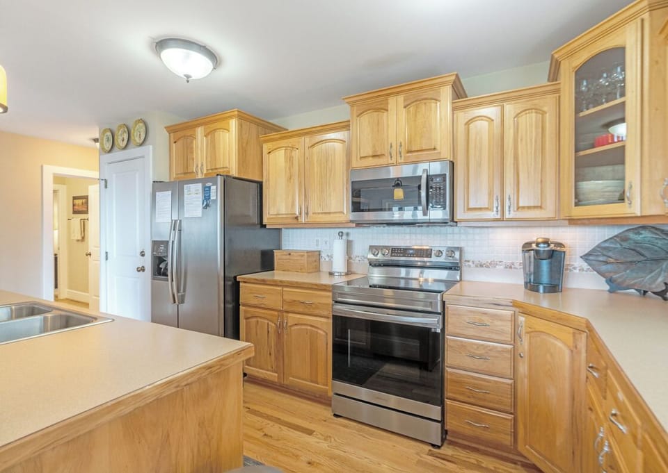 Kitchen--- Stainless Steel Appliances, Spacious