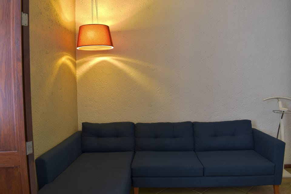 Junior King Suite | Blackout drapes, soundproofing, iron/ironing board, WiFi (free)