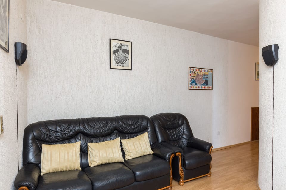 Apartment (Two Bedroom Apartment) | Living room | TV