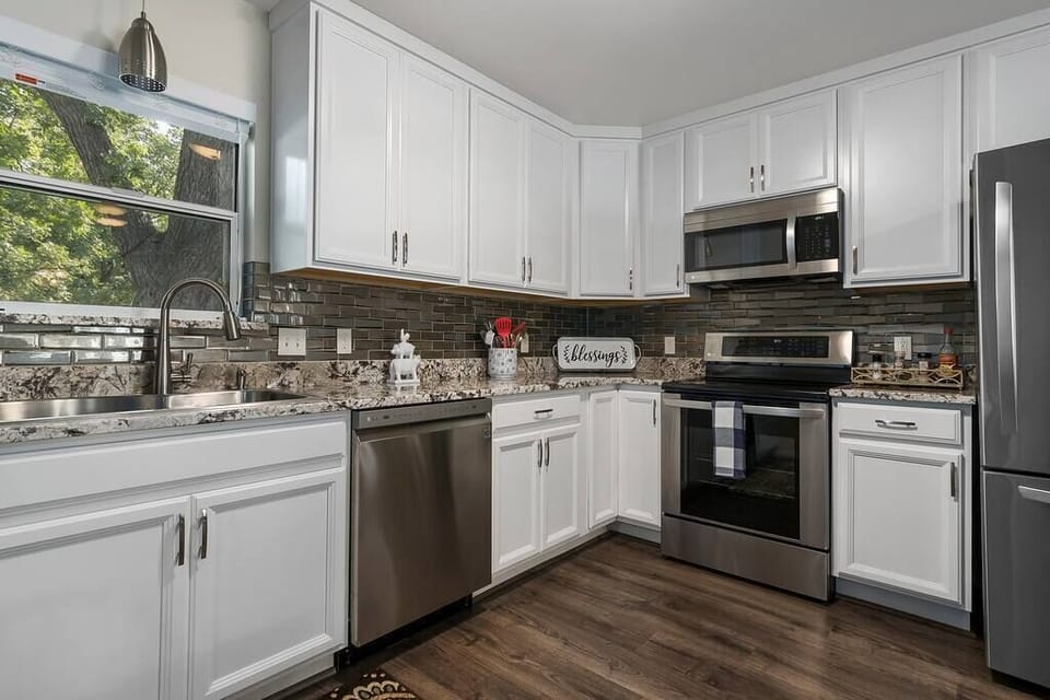 Kitchen (1)