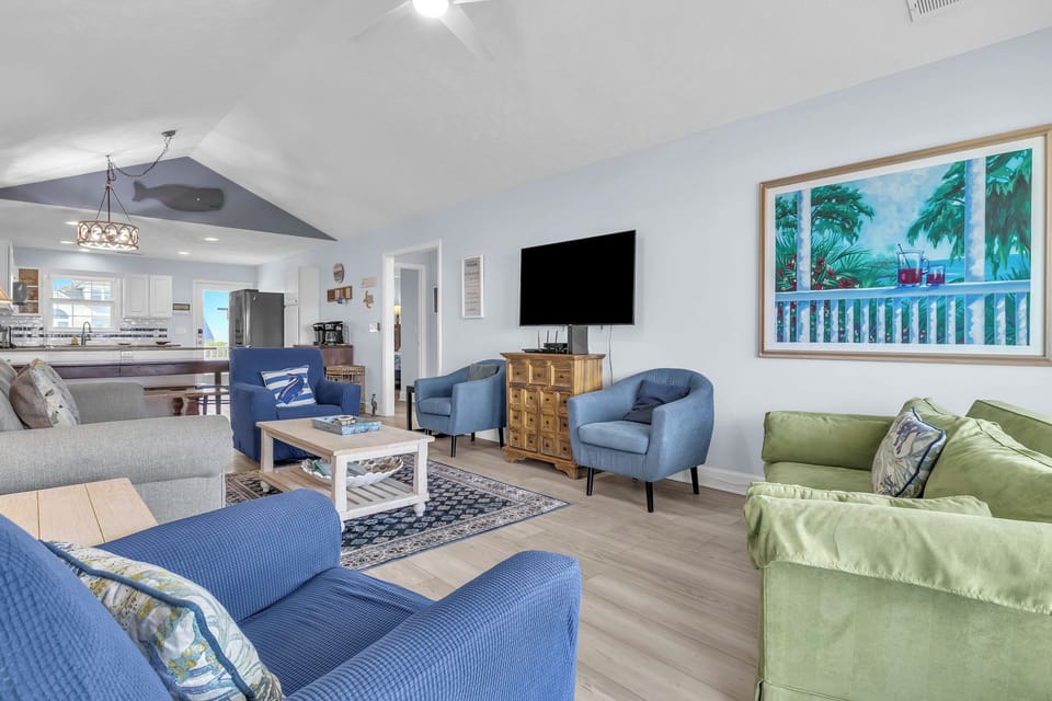 Living Room - South