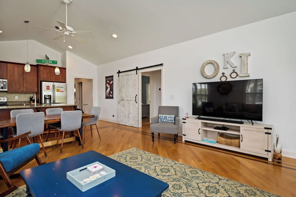 Living Room - Southwest