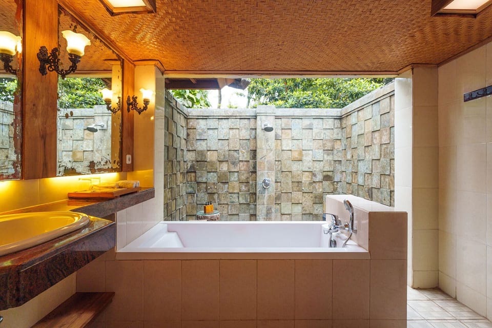 Classic Suite, 2 Bedrooms | Bathroom | Separate tub and shower, hair dryer, towels