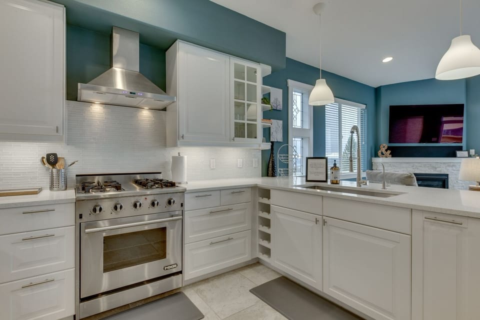 Gourmet kitchen, fully stocked with everything you need for memorable meals