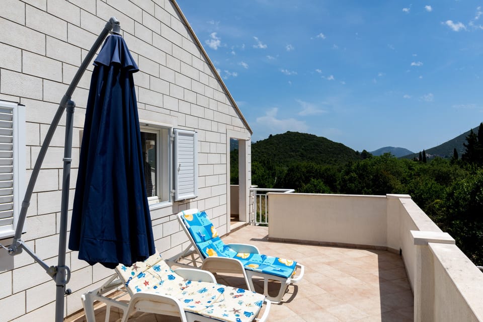 Apartment (Two Bedroom Apartment with Terrace) | Balcony