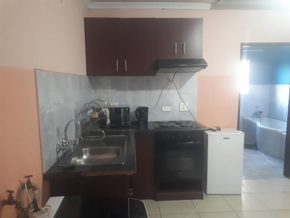 Luxury Double Room | Iron/ironing board, free WiFi, bed sheets