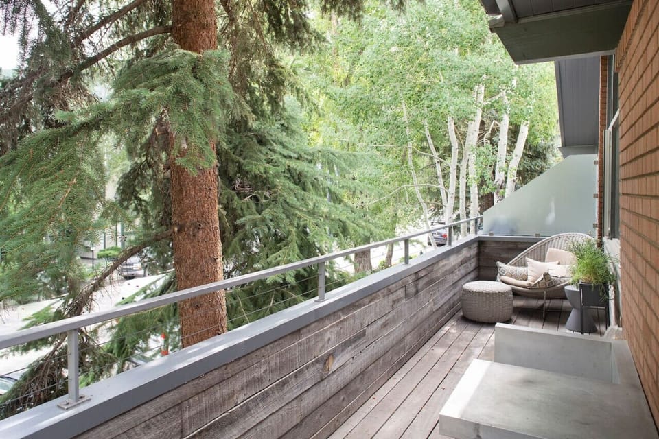 Deck Off of Dining Room Area