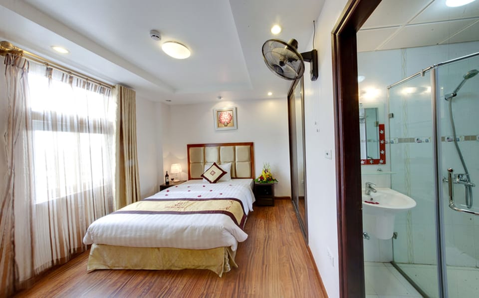 Standard Double Room | 1 bedroom, down comforters, minibar, in-room safe