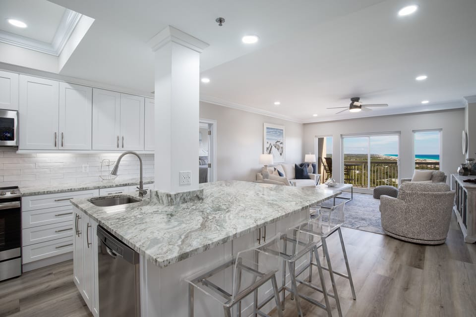 Kitchen with Island