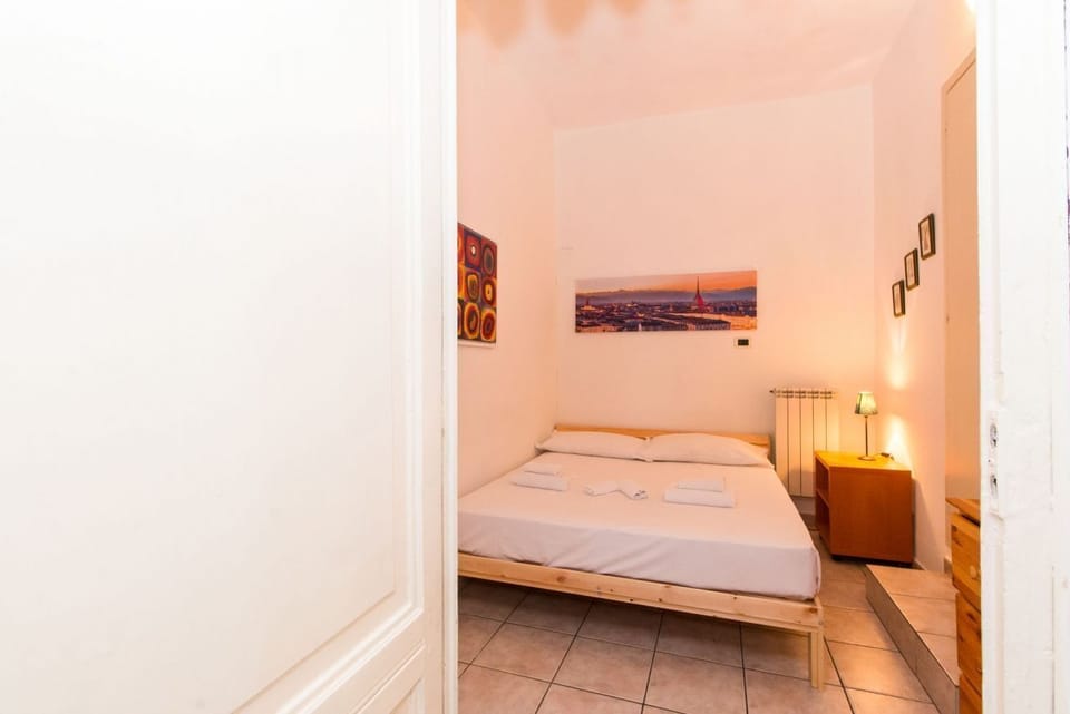 Apartment, 1 Bedroom | 1 bedroom, WiFi (free)