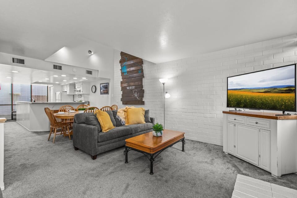 Brand new couches- cozy and inviting! Space for everyone to gather