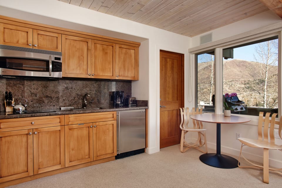 Kitchenette