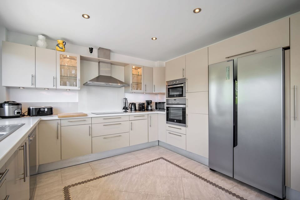 Kitchen (2)
