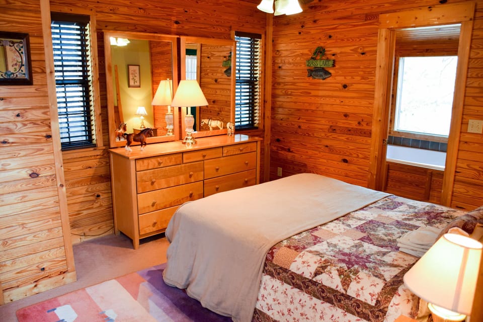 rental-cabin-11