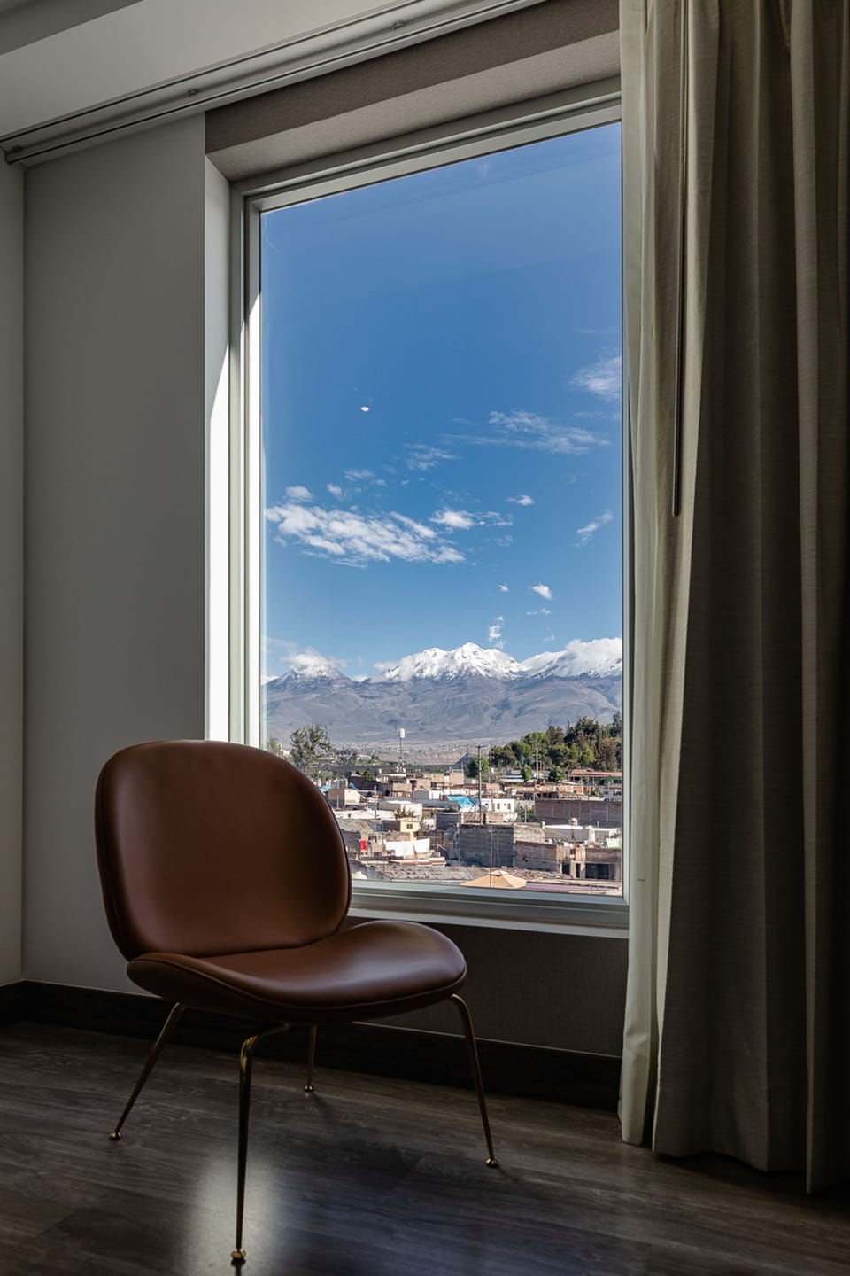 In-room safe, desk, laptop workspace, soundproofing