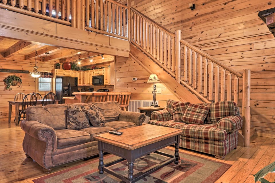 Living Room | Full Sleeper Sofa | Central Heating & Air Conditioning