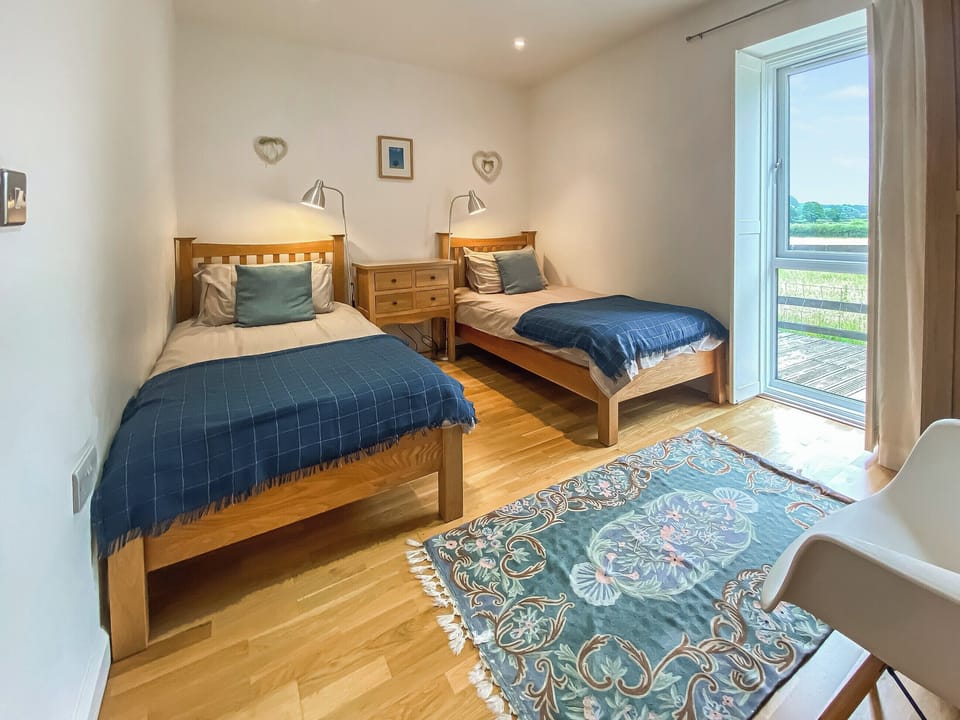 Twin bedroom | Yew Tree Barn, Near Usk