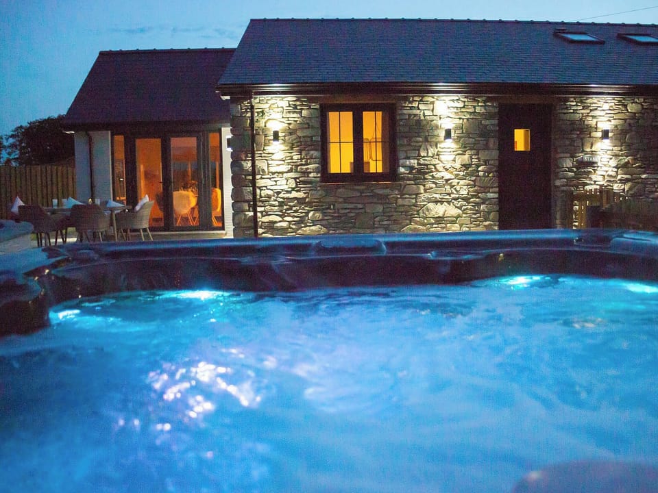 Stabl in the dark with hot tub | Stabl, Bethania, near Aberaeron