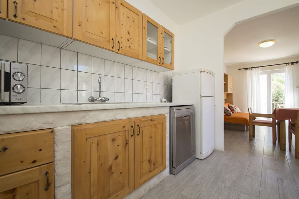 Apartment (Two Bedroom Apartment with Terrace) | Private kitchen | Fridge