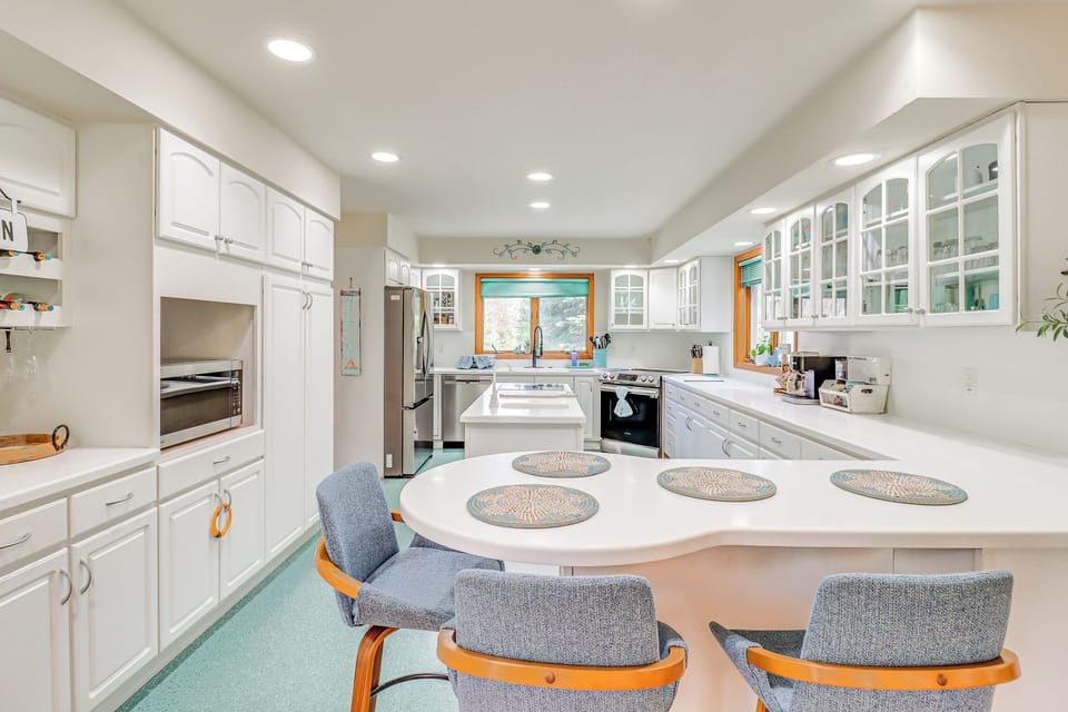 Kitchen | 1st Floor