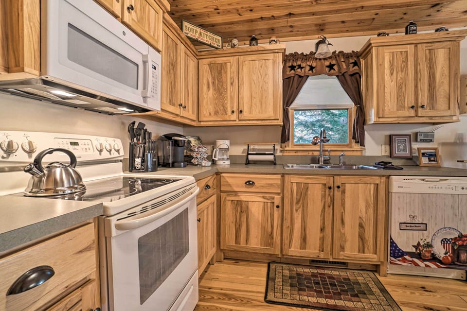 Kitchen | High Chair