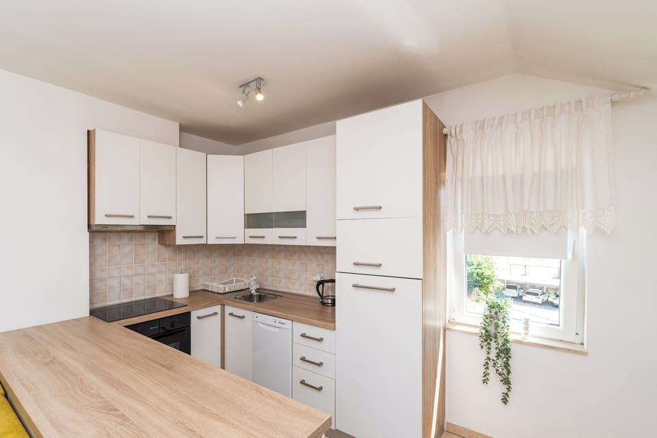 Fridge, dining tables