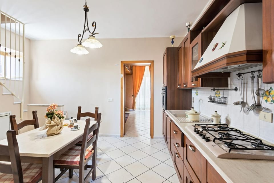 Apartment, 1 Bedroom | Private kitchen