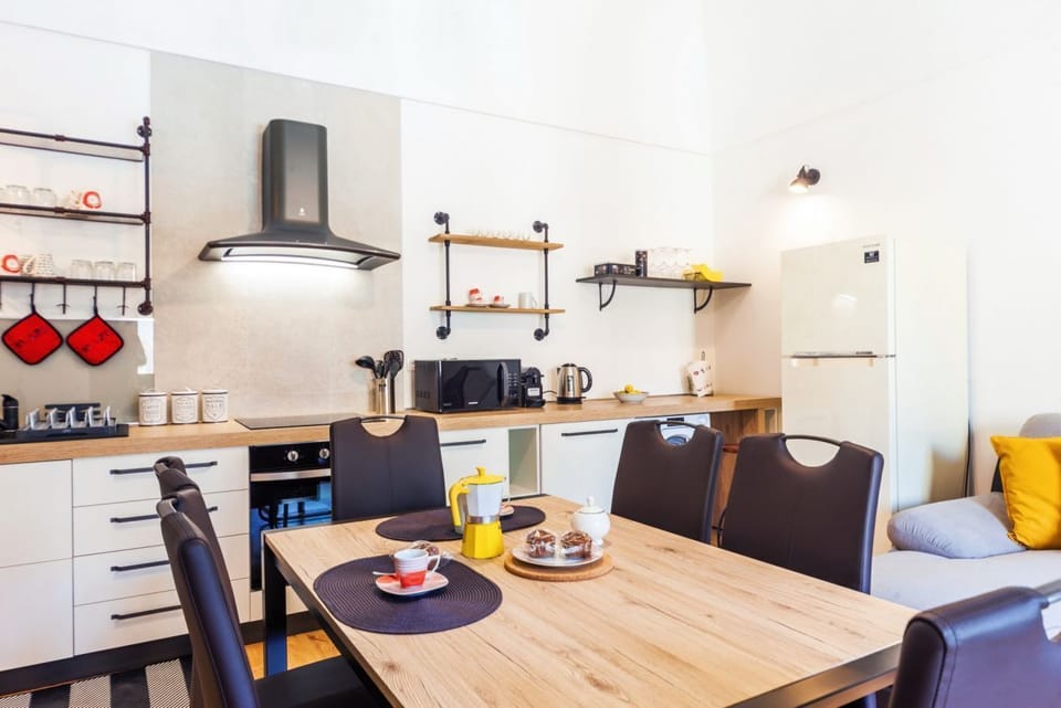 Apartment, 1 Bedroom | Private kitchen | Full-size fridge, microwave, oven, dishwasher