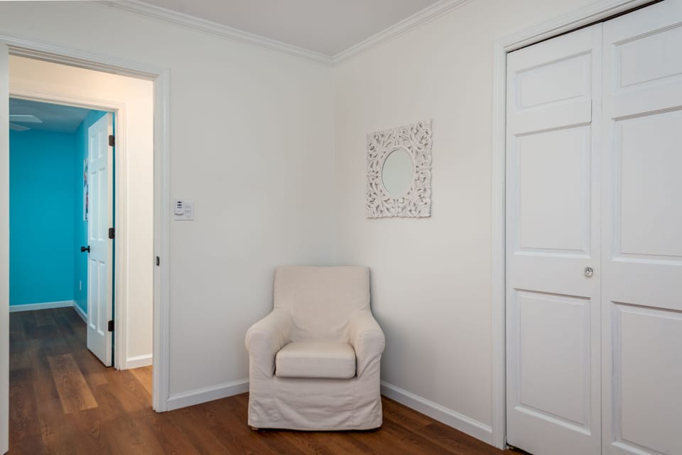 Master Bedroom Seating