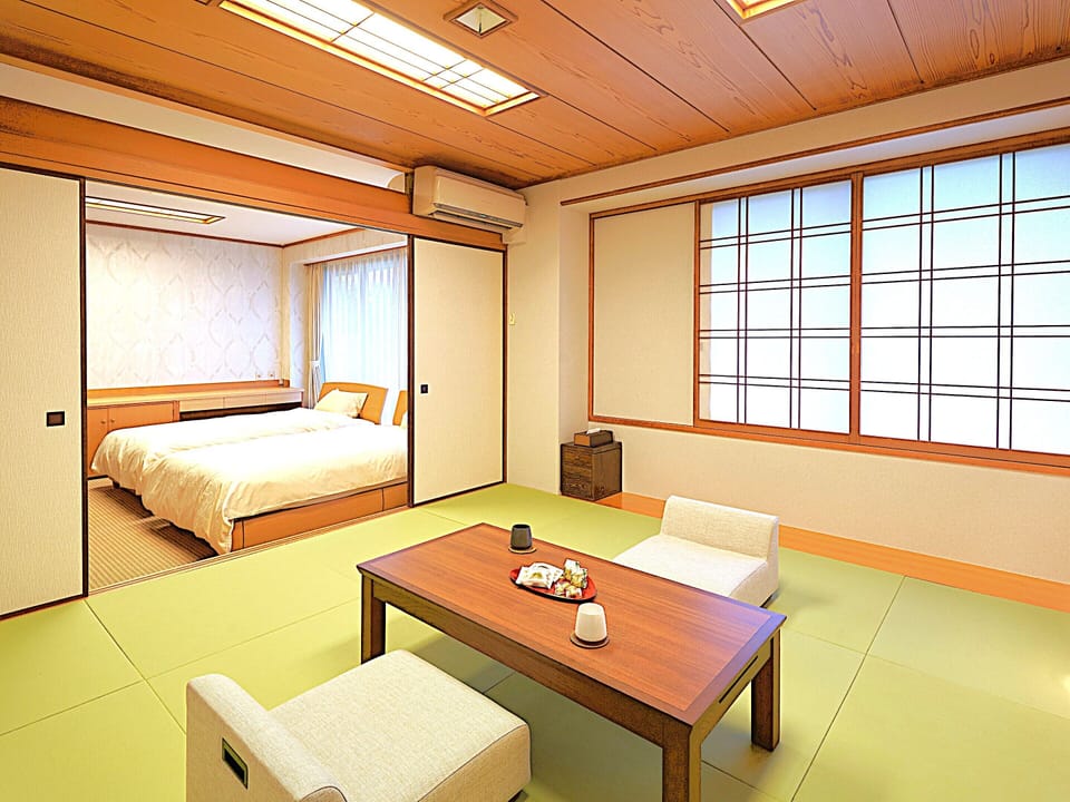 [Modern Western Suite Japanese-Western Room] 51 square meters, Non Smoking | Bed sheets