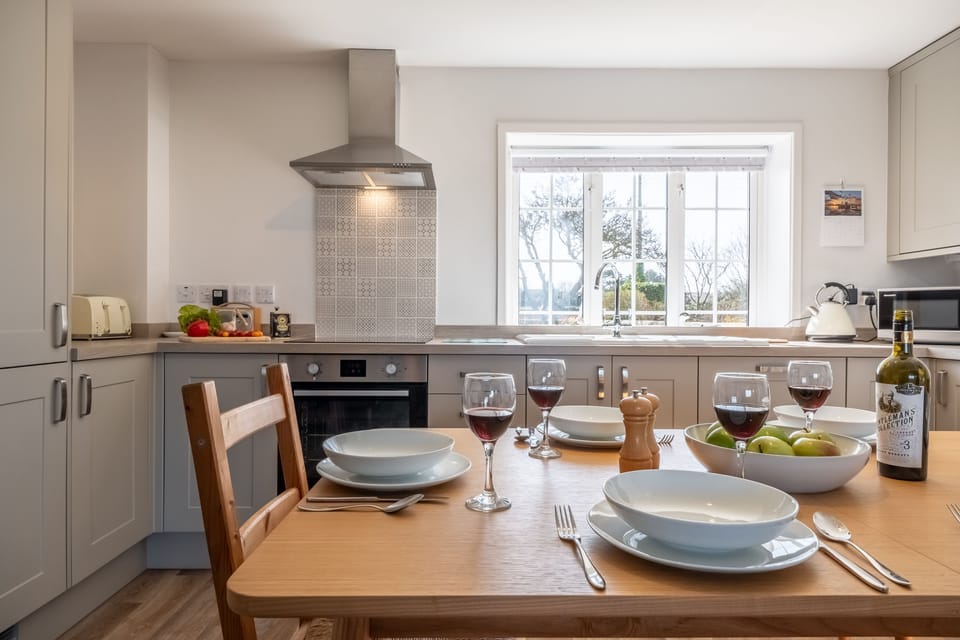 Ground floor: Open-plan kitchen and dining area