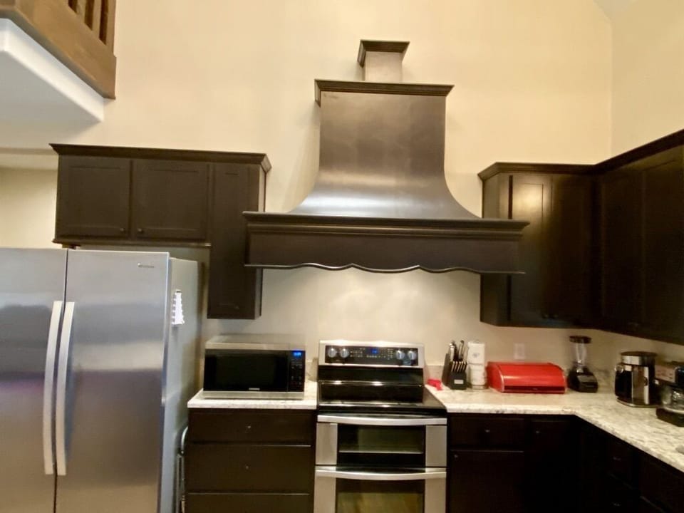 Heart Rock - Stunning kitchen with new appliances!