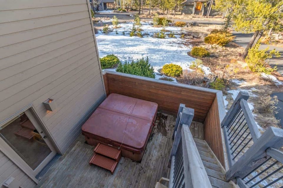 Top view hot tub 