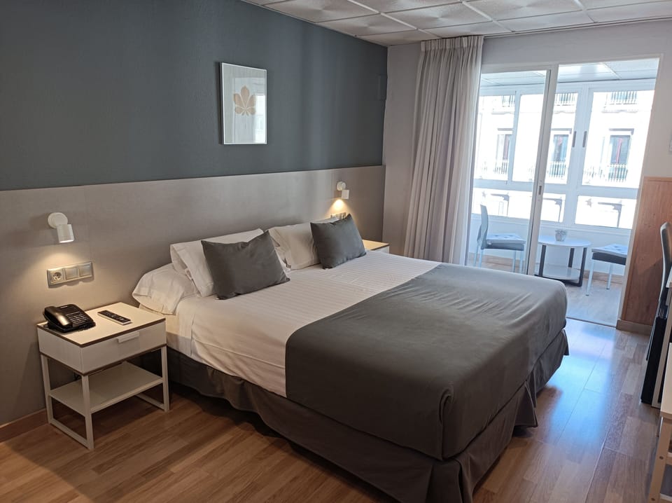 Superior Room, 1 Double Bed, City View | Premium bedding, memory foam beds, minibar, in-room safe