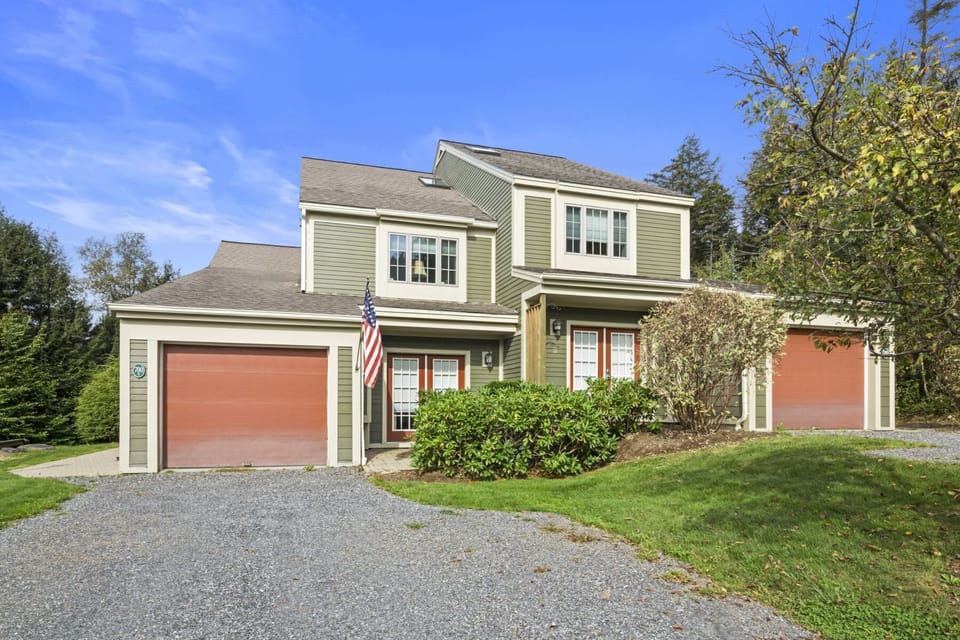 Exterior of 700B at Topnotch