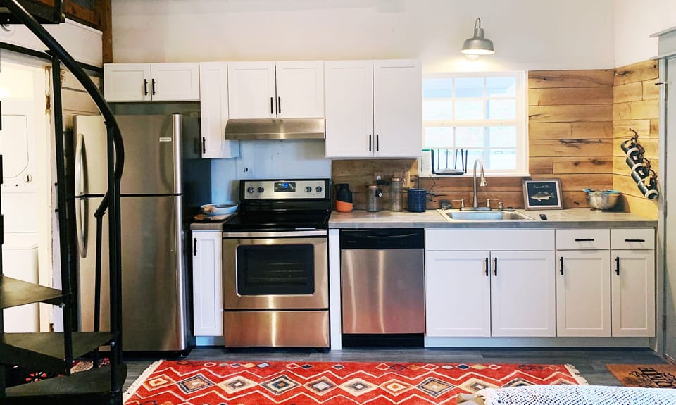 Full Kitchen