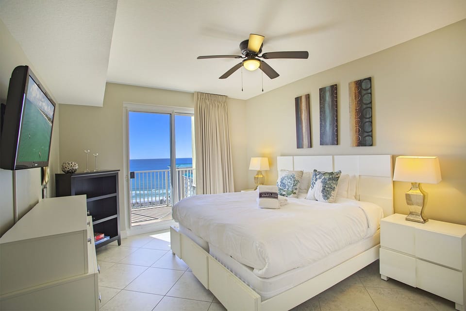 21-Ariel-Dunes-I-1604-Master-Bed