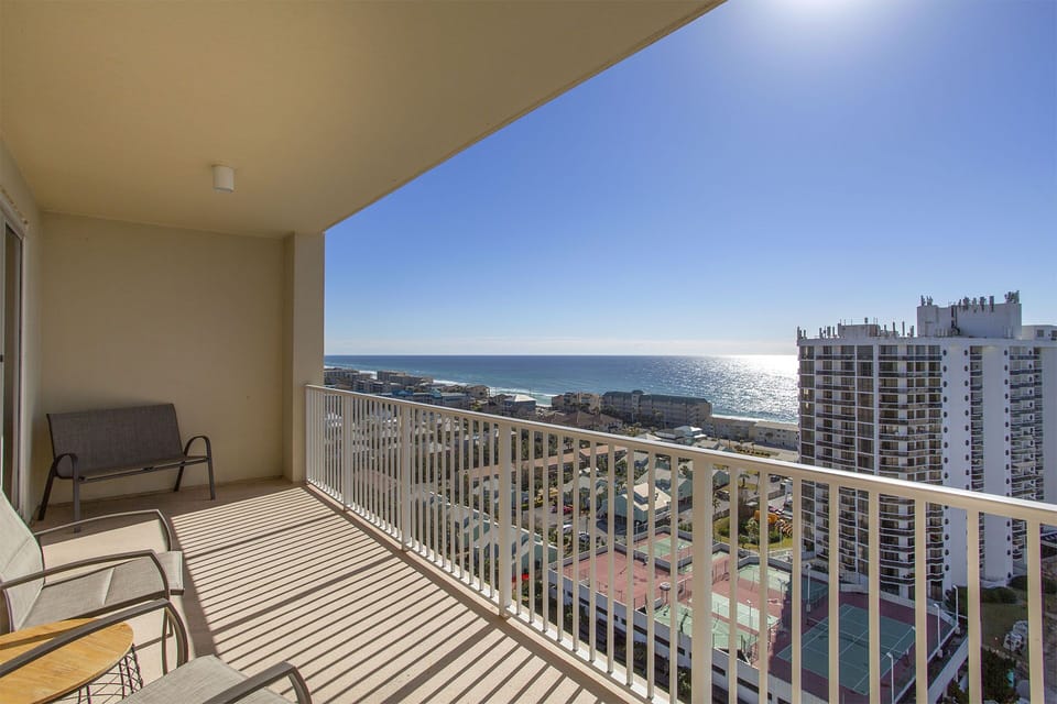 21-Ariel-Dunes-I-1604-Balcony