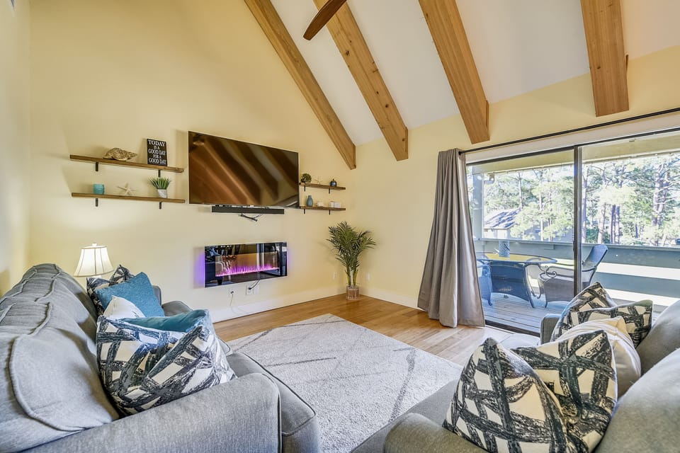 Welcome to Coastal Cottage